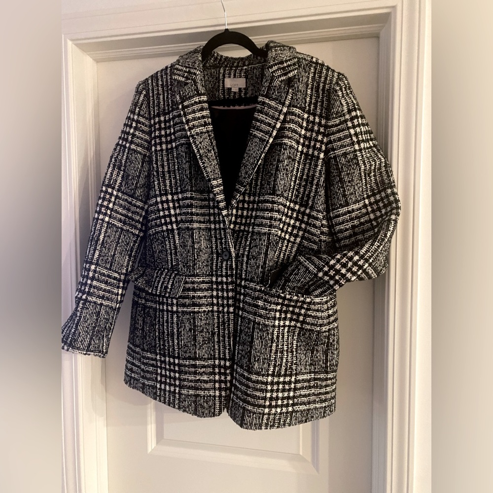 Beautiful will woven blazer!